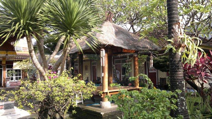 Surf Doggie Inn Kuta Lombok Dış mekan fotoğraf