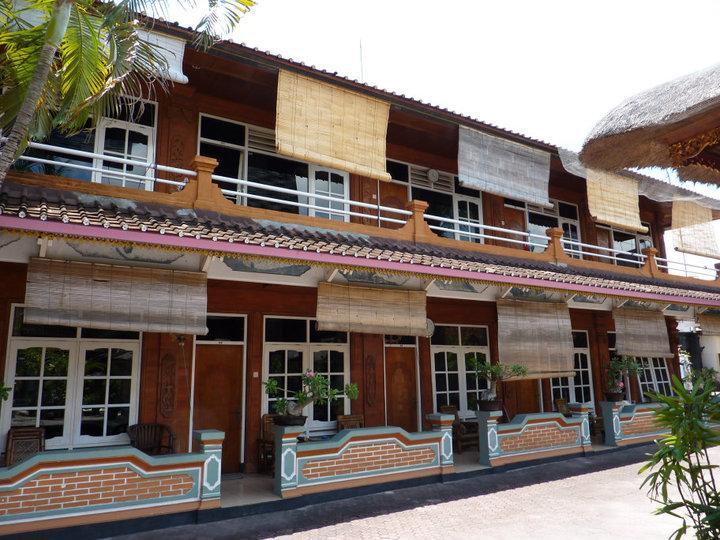 Surf Doggie Inn Kuta Lombok Dış mekan fotoğraf